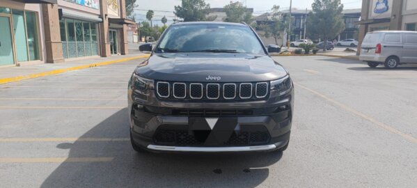Jeep Compass Altitude 1.3  Turbo 4 Cil 4x2  2024